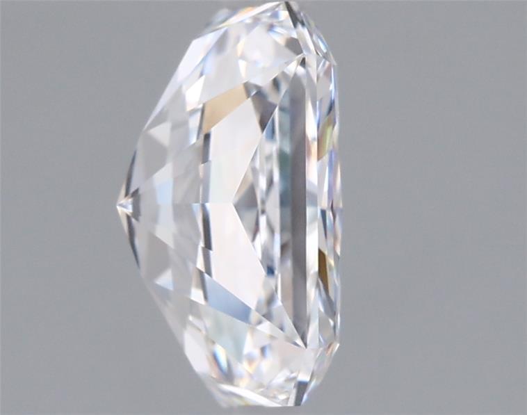 2.05 Carat Radiant Lab Diamond :: 360 spin frame 04
