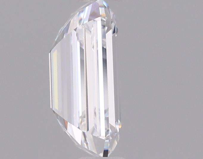 0.97 Carat Emerald Lab Diamond :: 360 spin frame 02