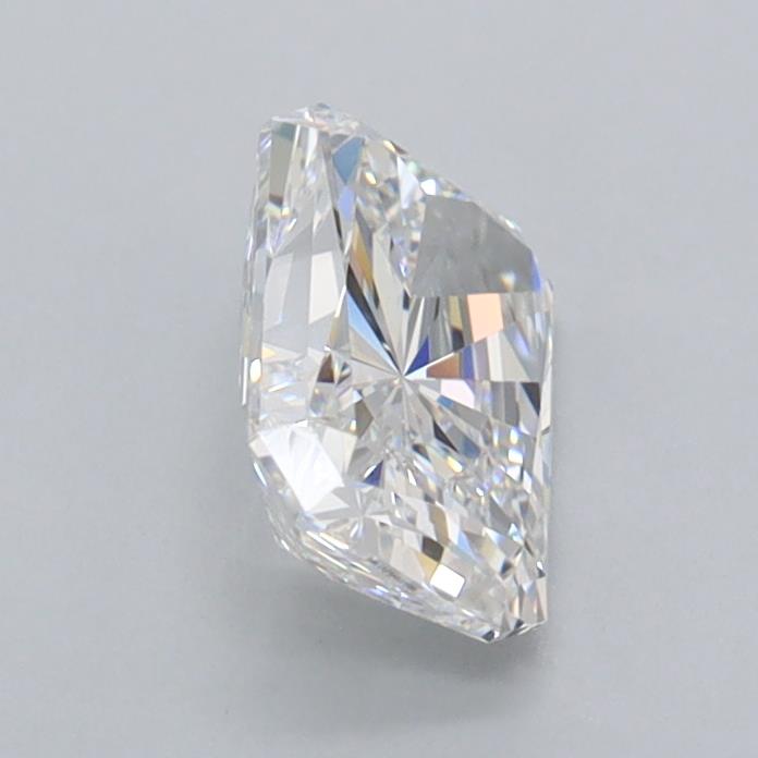 1.02 Carat Radiant Lab Diamond :: 360 spin frame 01