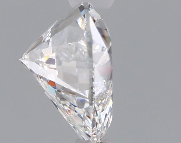 0.95 Carat Heart Lab Diamond :: 360 spin frame 02