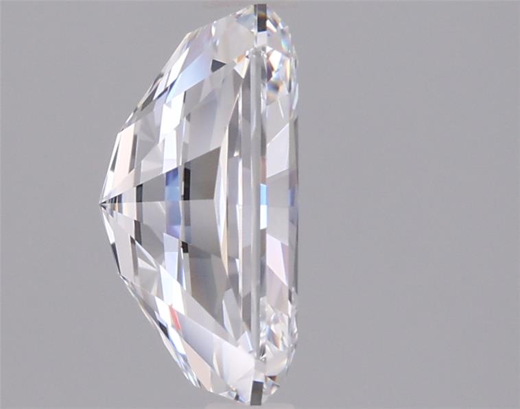 2.06 Carat Radiant Lab Diamond :: 360 spin frame 01