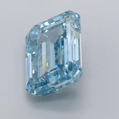 2.46 Carat Emerald Lab Diamond :: 360 spin frame 02