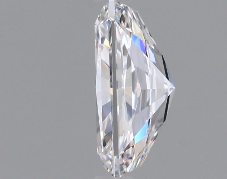 0.94 Carat Radiant Lab Diamond :: 360 spin frame 02