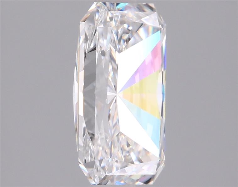 2.00 Carat Radiant Lab Diamond :: 360 spin frame 03