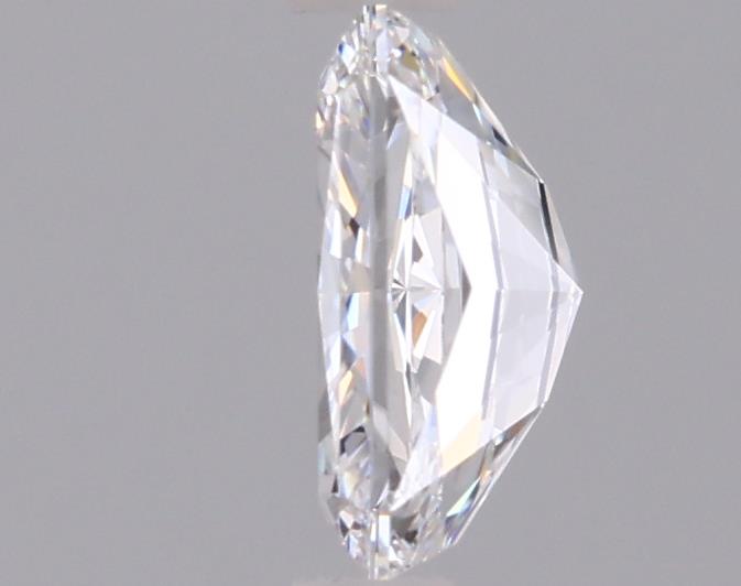 1.02 Carat Radiant Lab Diamond :: 360 spin frame 01
