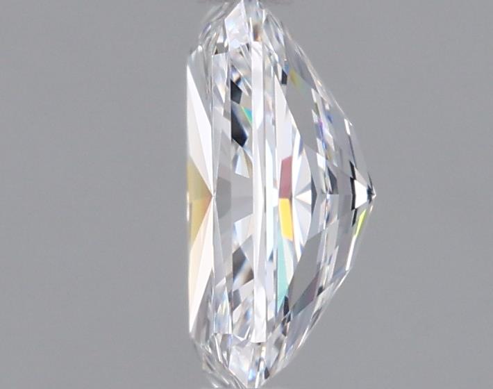 0.96 Carat Radiant Lab Diamond :: 360 spin frame 02