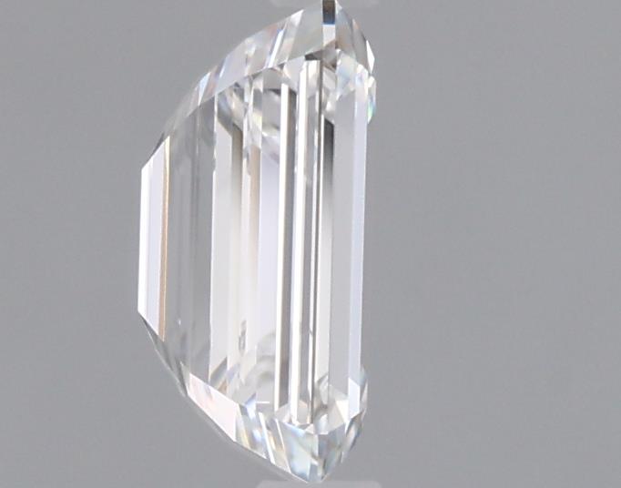 0.96 Carat Emerald Lab Diamond :: 360 spin frame 01