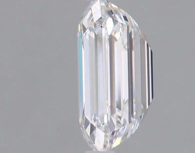 1.58 Carat Emerald Lab Diamond :: 360 spin frame 01