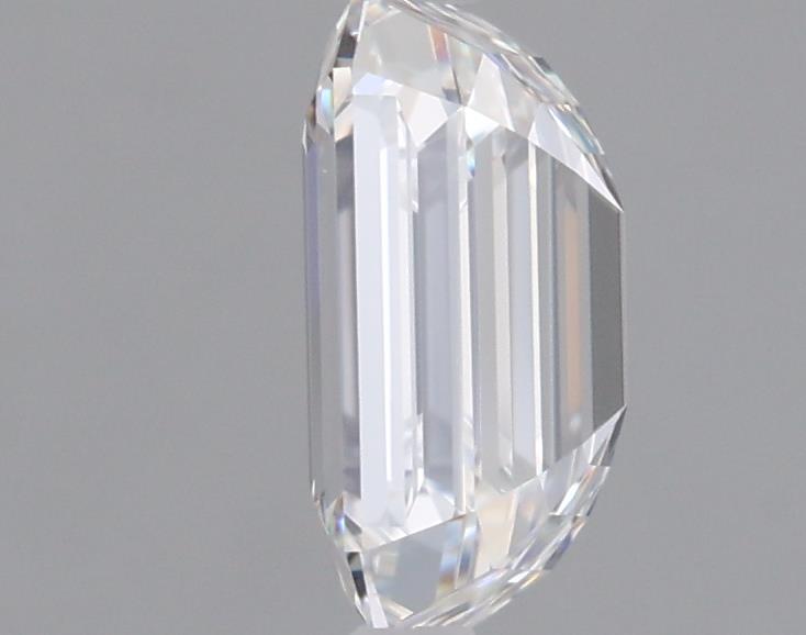 1.58 Carat Emerald Lab Diamond :: 360 spin frame 05
