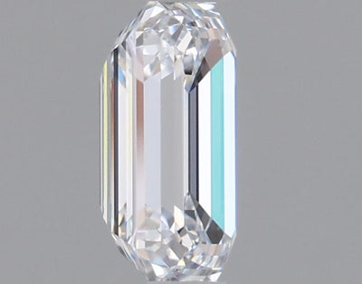 0.84 Carat Emerald Lab Diamond :: 360 spin frame 04