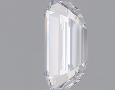 0.84 Carat Emerald Lab Diamond :: 360 spin frame 05