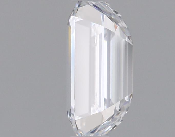 0.84 Carat Emerald Lab Diamond :: 360 spin frame 05