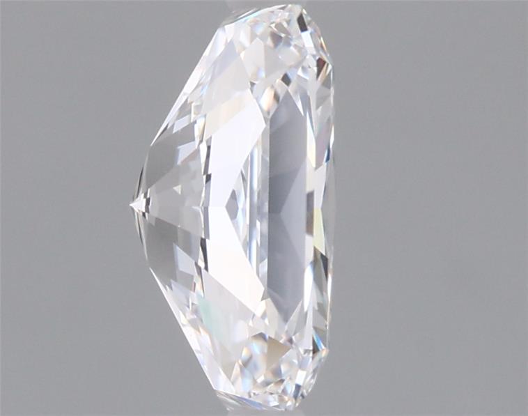 1.40 Carat Radiant Lab Diamond :: 360 spin frame 05
