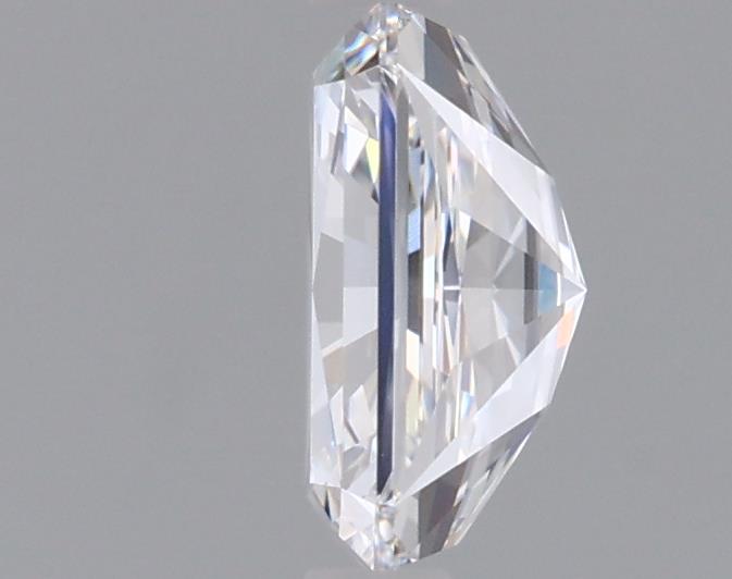 0.92 Carat Radiant Lab Diamond :: 360 spin frame 01