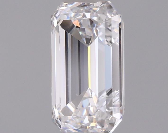 0.95 Carat Emerald Lab Diamond :: 360 spin frame 03