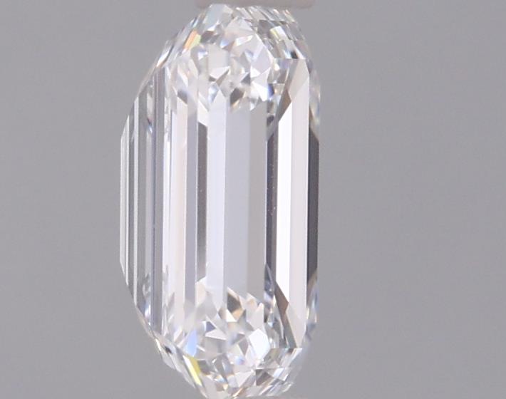 0.95 Carat Emerald Lab Diamond :: 360 spin frame 05