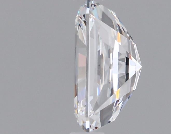1.09 Carat Radiant Lab Diamond :: 360 spin frame 01