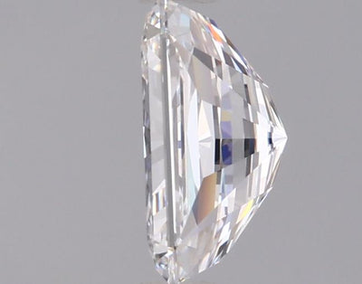 1.01 Carat Radiant Lab Diamond :: 360 spin frame 01