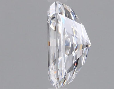 1.04 Carat Radiant Lab Diamond :: 360 spin frame 02