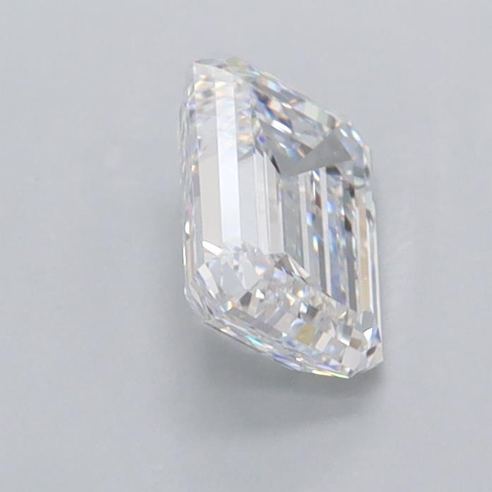 0.92 Carat Emerald Lab Diamond :: 360 spin frame 01