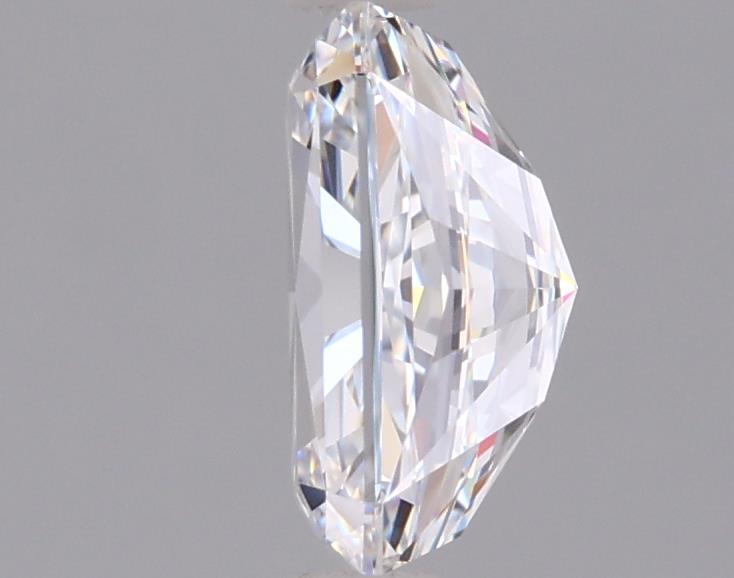 1.51 Carat Radiant Lab Diamond :: 360 spin frame 01