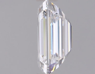 0.97 Carat Emerald Lab Diamond :: 360 spin frame 02