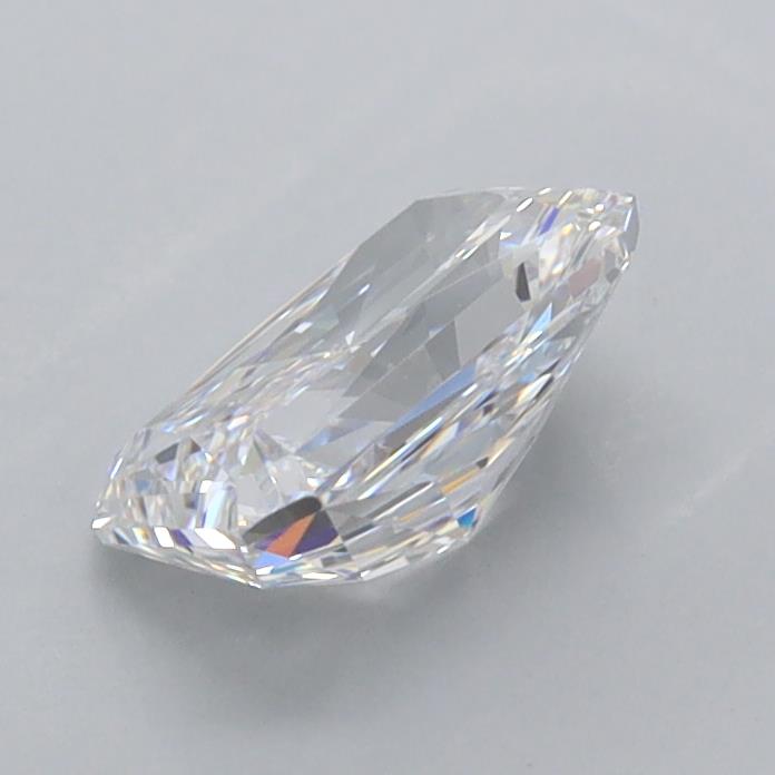 1.00 Carat Radiant Lab Diamond :: 360 spin frame 03