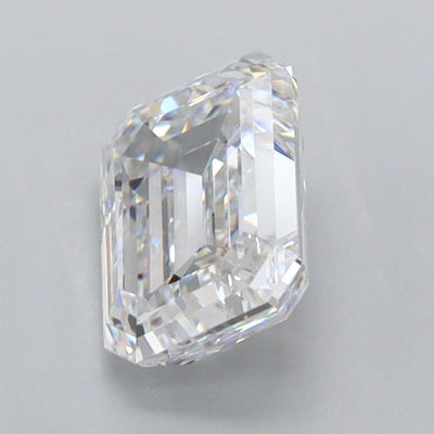 1.30 Carat Emerald Lab Diamond :: 360 spin frame 01