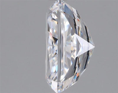2.06 Carat Radiant Lab Diamond :: 360 spin frame 02