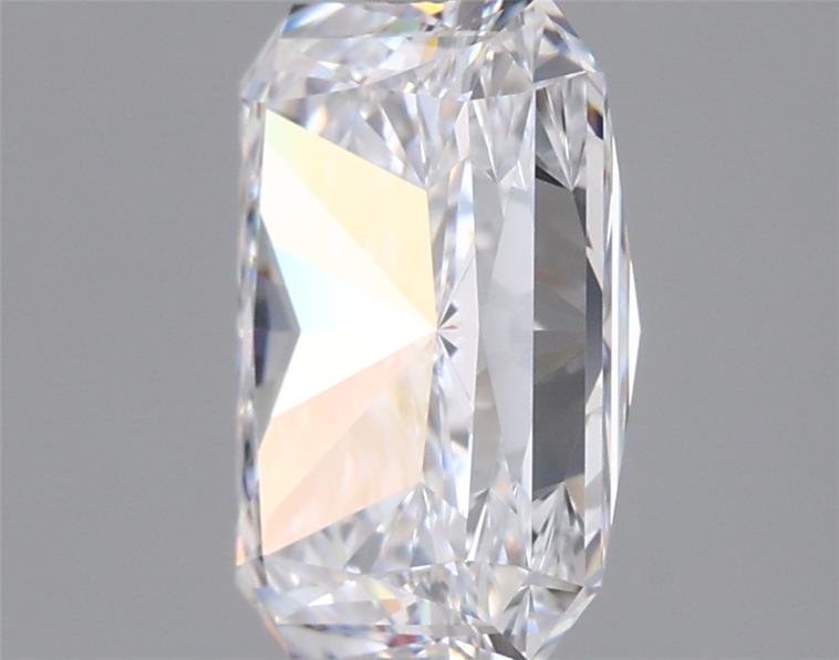2.06 Carat Radiant Lab Diamond :: 360 spin frame 03