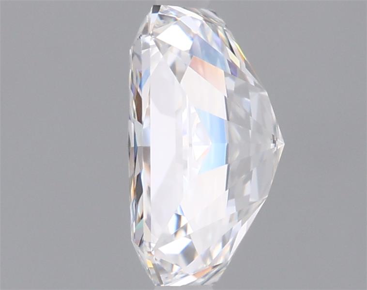 1.83 Carat Radiant Lab Diamond :: 360 spin frame 05