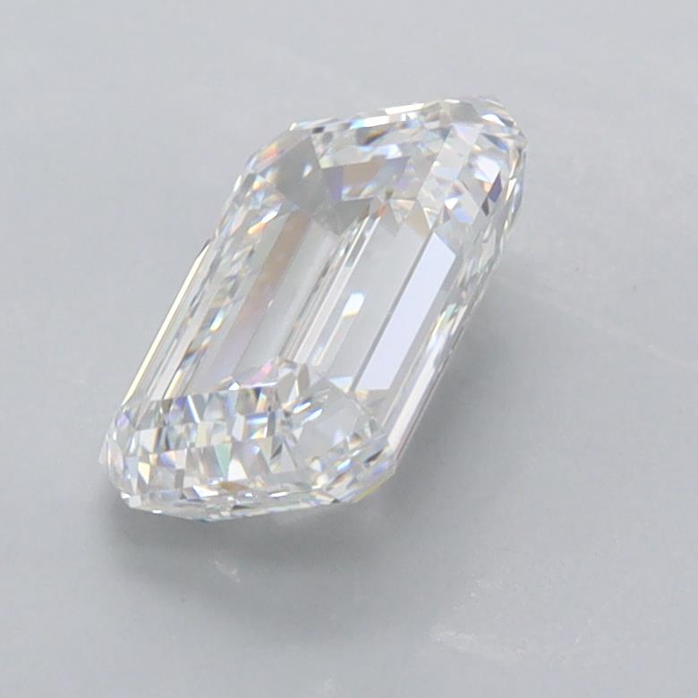 1.55 Carat Emerald Lab Diamond :: 360 spin frame 04