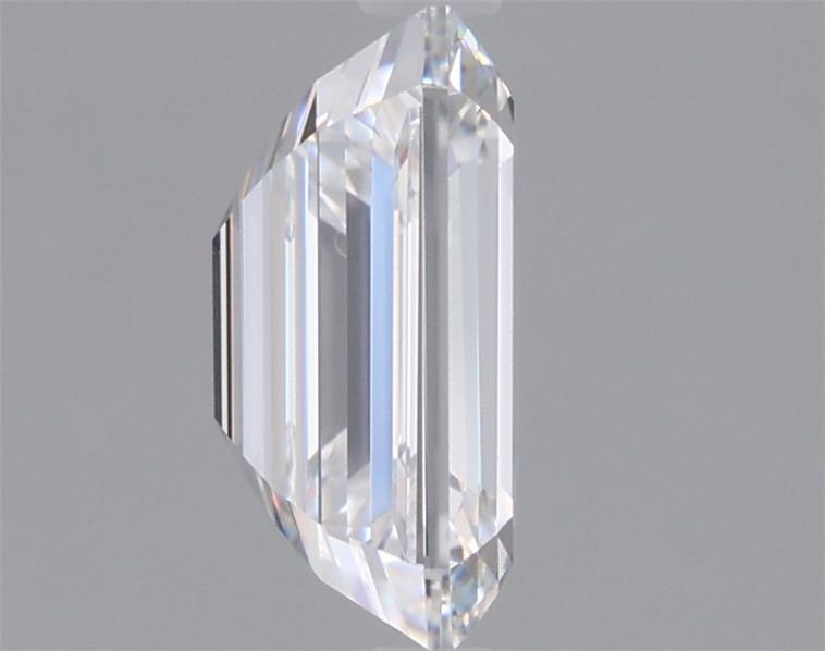 1.56 Carat Emerald Lab Diamond :: 360 spin frame 01