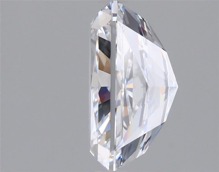 2.53 Carat Radiant Lab Diamond :: 360 spin frame 02