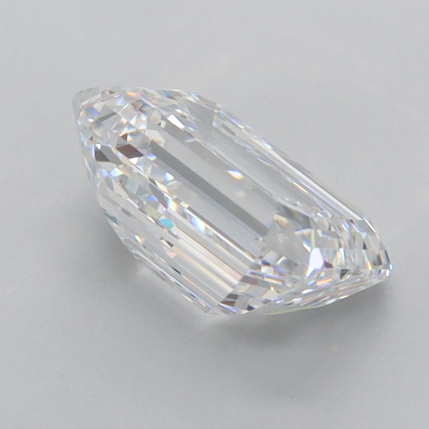 2.26 Carat Emerald Lab Diamond :: 360 spin frame 03