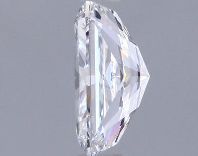 0.88 Carat Radiant Lab Diamond :: 360 spin frame 02