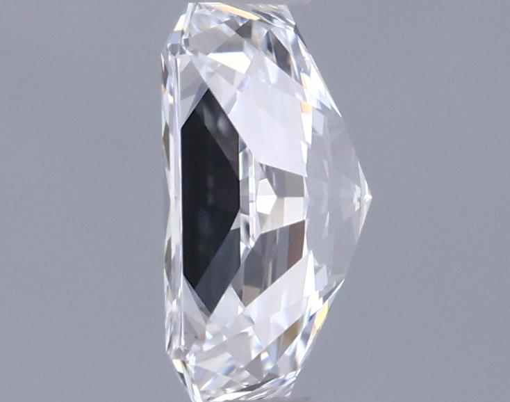0.88 Carat Radiant Lab Diamond :: 360 spin frame 04