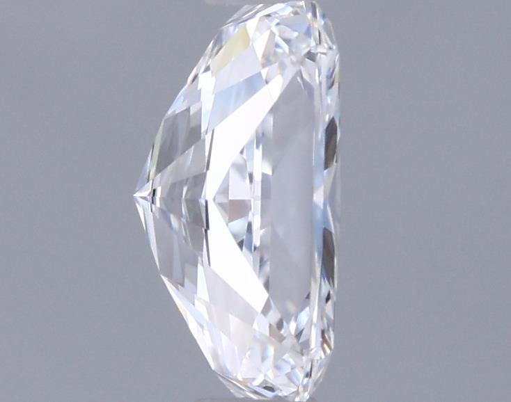 0.88 Carat Radiant Lab Diamond :: 360 spin frame 06