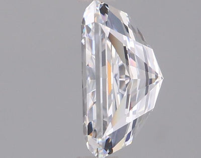 1.50 Carat Radiant Lab Diamond :: 360 spin frame 02