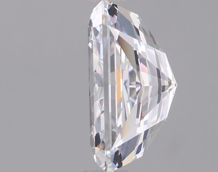 1.50 Carat Radiant Lab Diamond :: 360 spin frame 02