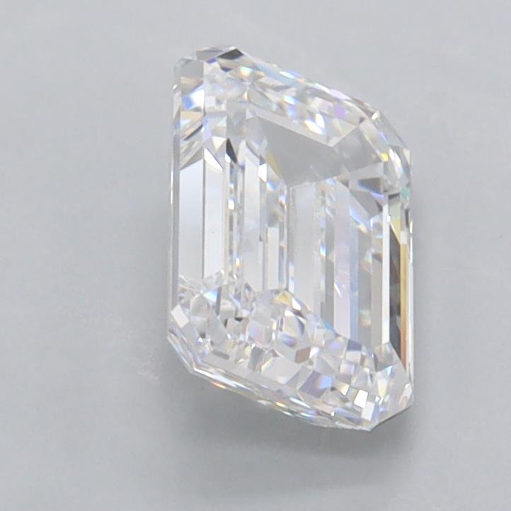 1.54 Carat Emerald Lab Diamond :: 360 spin frame 02