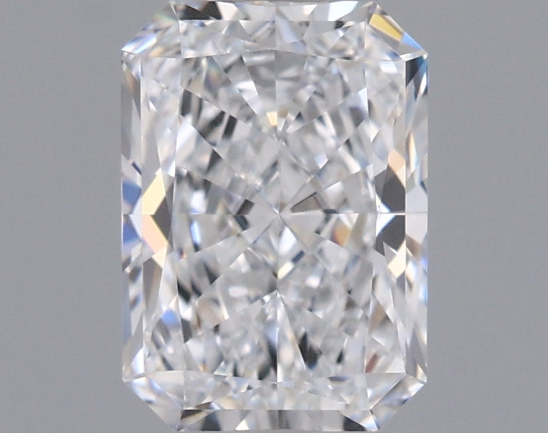 0.95 Carat Radiant Lab Diamond