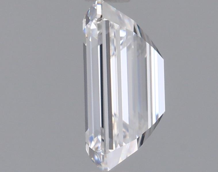 0.94 Carat Emerald Lab Diamond :: 360 spin frame 01