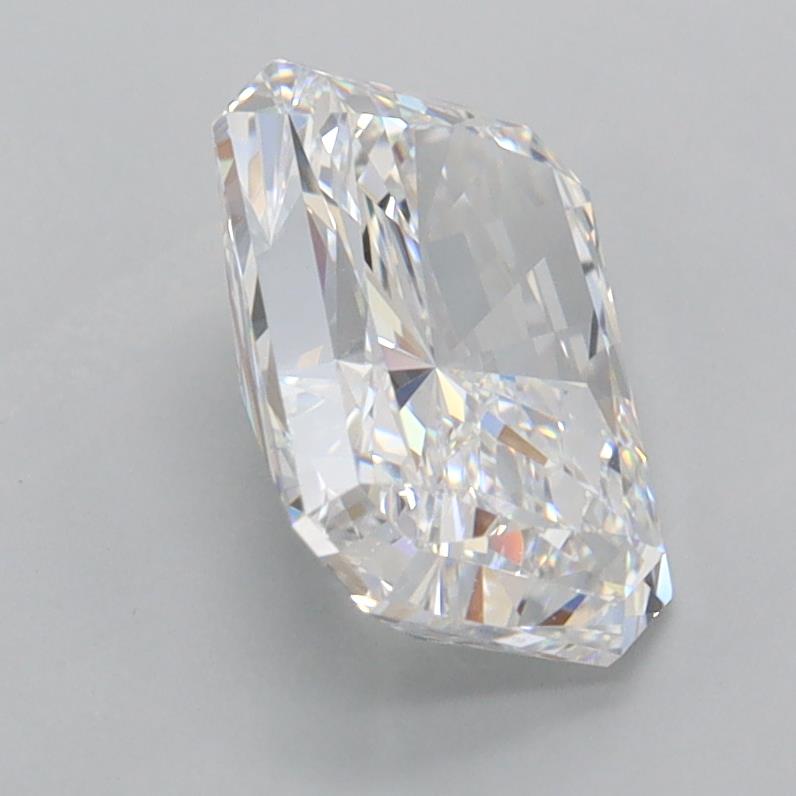 2.05 Carat Radiant Lab Diamond :: 360 spin frame 01