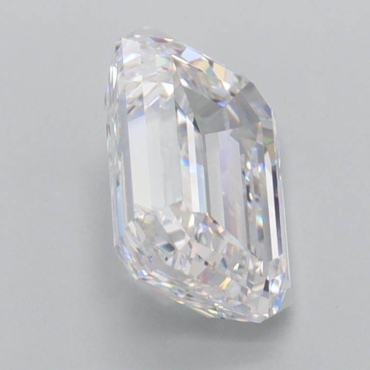 2.04 Carat Emerald Lab Diamond :: 360 spin frame 02