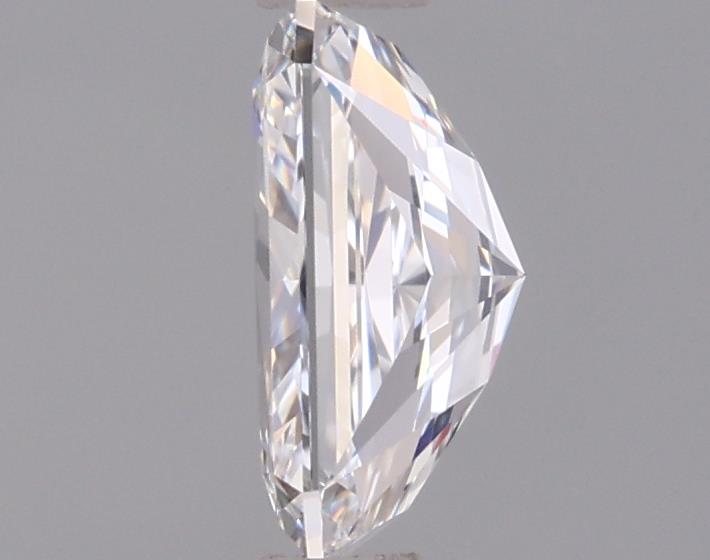 0.83 Carat Radiant Lab Diamond :: 360 spin frame 02
