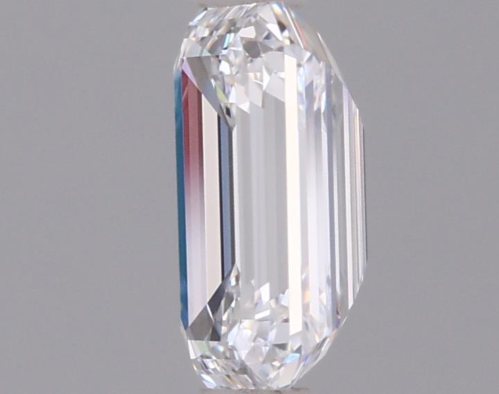 0.91 Carat Emerald Lab Diamond :: 360 spin frame 04
