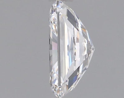 0.90 Carat Radiant Lab Diamond :: 360 spin frame 02