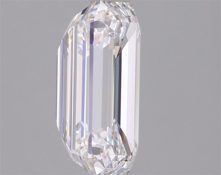 1.97 Carat Emerald Lab Diamond :: 360 spin frame 04