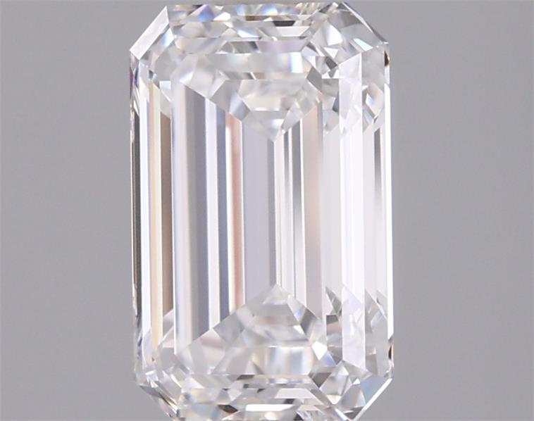 1.97 Carat Emerald Lab Diamond :: 360 spin frame 05